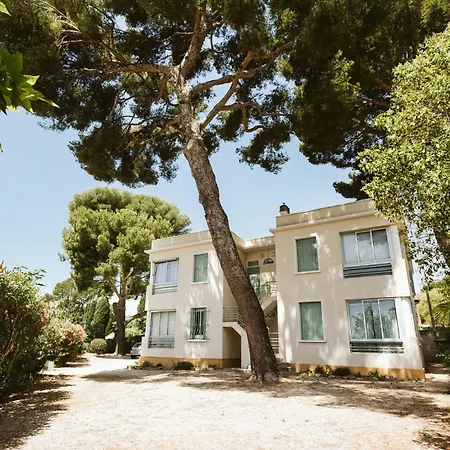 Lorraine - 280m From Beach - Parking Free Apartment *